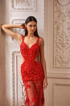 Fiorenza - Red -Alamour Sale Store 101 2ffdcf86 ecba 4692 a3d3 f4aa734747e0