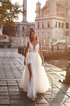 Sanem Gown -Alamour Sale Store 11 4d4ec215 eebd 4164 a9b0 261752b4165c