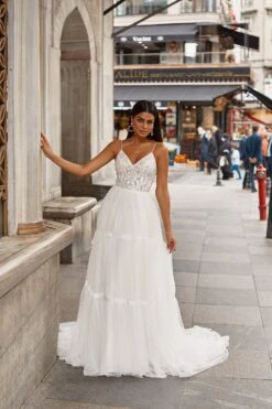 Harika Gown -Alamour Sale Store 126 3a0af001 4811 4eb3 89f2 6f102f98bd0f