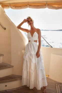 Antonella Dress -Alamour Sale Store 15 8ebd720e 72a0 4c7b 9b46 9856b6d31a3b