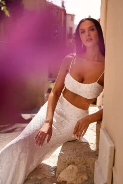 Tirana - White -Alamour Sale Store 17 4a891c27 49ce 40ef 83dc 84a9b9c10f23