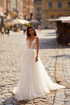 Avery Gown 8 Avery Gown -Alamour Sale Store 18 77f4e132 ce0e 482f 8bbc fd5510029209