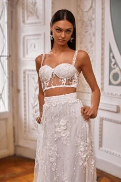 Aella - White -Alamour Sale Store 19 0b39defd 7328 4e6d b268 72f57a21c0c4