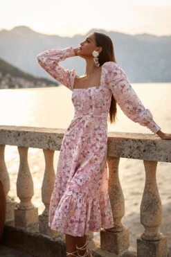 Sanela Dress -Alamour Sale Store 25 6a8c6412 08f0 465e 9733 547ad3dc010d