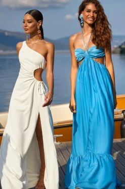 Arella Dress 19 Arella Dress -Alamour Sale Store 30 dc53234e 35dd 4004 867d 6f646b6e59a2