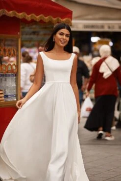 Elnara Gown 7 Elnara Gown -Alamour Sale Store 36 6649f92c 7c6c 448e b3e1 6b1a3712d7d7