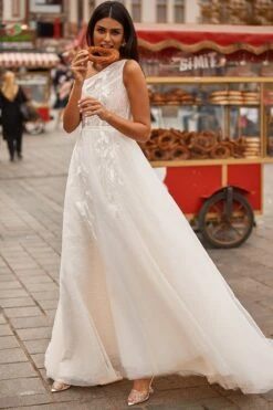 Berna Gown -Alamour Sale Store 37 adc57f14 283f 4143 82b1 0f05a5ab6b4b