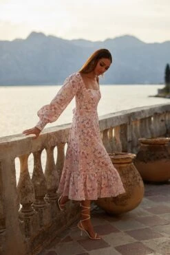 Sanela Dress -Alamour Sale Store 3 17313607 a97f 48c3 8fec 4c021aa321e5